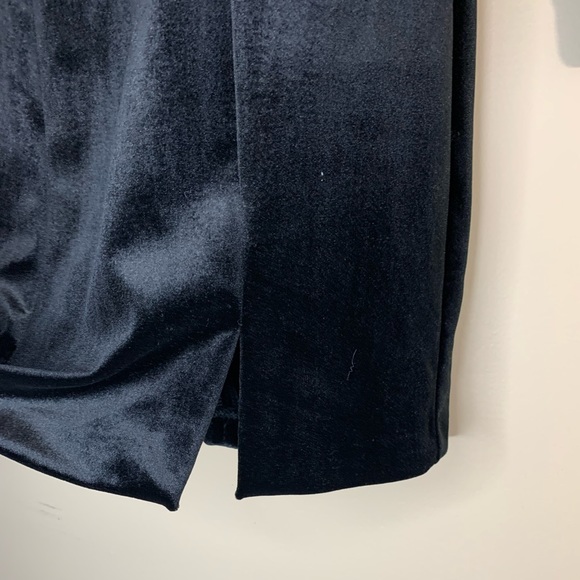 River Island black , velvet mini dress with pink bow. Size -4US - Picture 5 of 10